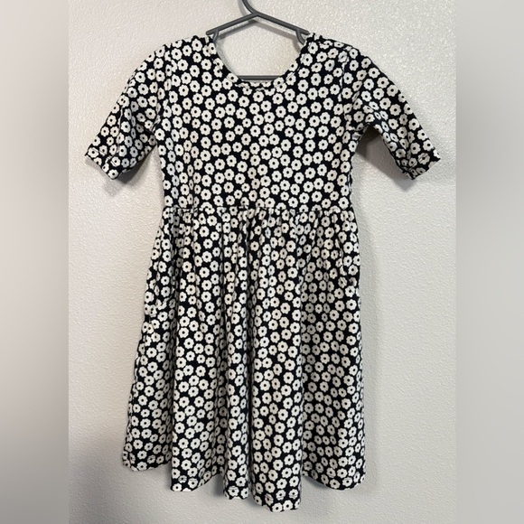 Hanna Andersson Skater dress 5 - Picture 5 of 6